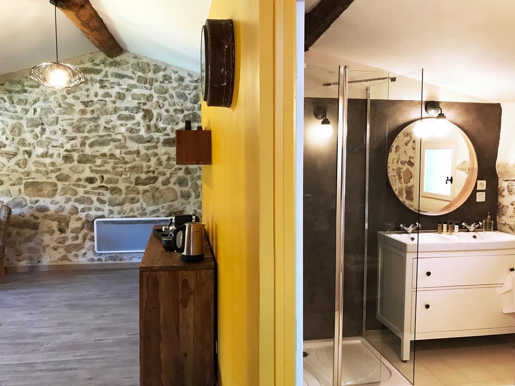 เลอ มา เดอ กอมโบ Bed & Breakfast Tauriers ภายนอก รูปภาพ